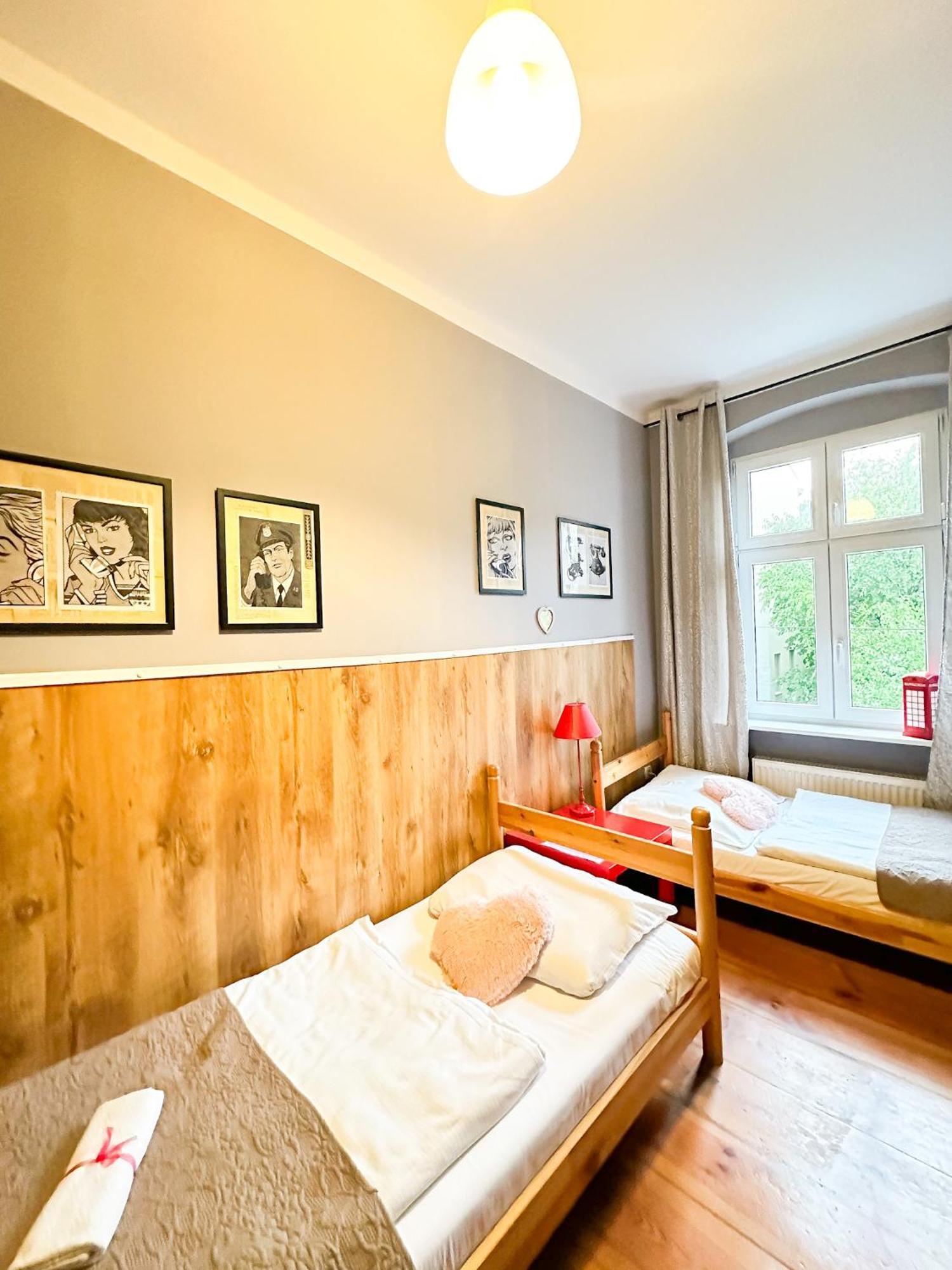 פוזנן Explorer B&B Old Town Rooms & Apartment #Don'T Be A Tourist, Be An Explorer! מראה חיצוני תמונה