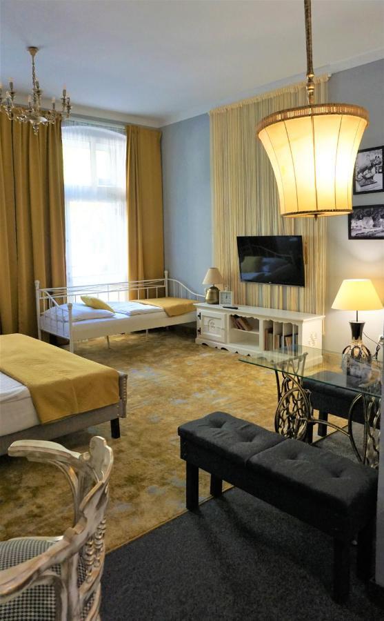 פוזנן Explorer B&B Old Town Rooms & Apartment #Don'T Be A Tourist, Be An Explorer! מראה חיצוני תמונה