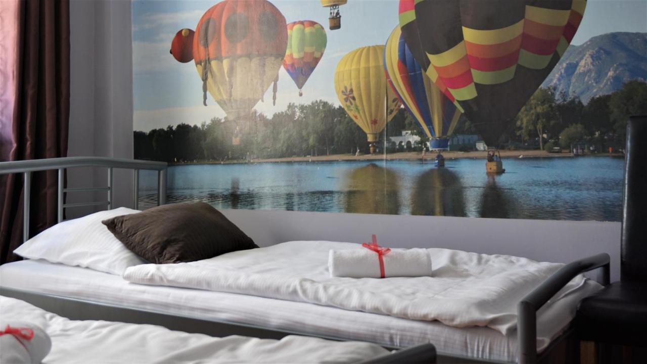 פוזנן Explorer B&B Old Town Rooms & Apartment #Don'T Be A Tourist, Be An Explorer! מראה חיצוני תמונה