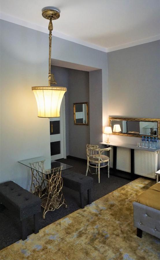 פוזנן Explorer B&B Old Town Rooms & Apartment #Don'T Be A Tourist, Be An Explorer! מראה חיצוני תמונה
