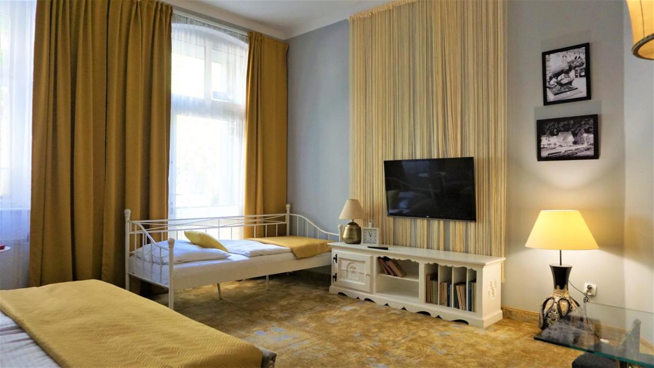 פוזנן Explorer B&B Old Town Rooms & Apartment #Don'T Be A Tourist, Be An Explorer! מראה חיצוני תמונה